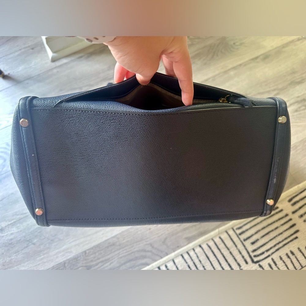 Tumi navy blue leather Sinclair tote bag - Picture 9 of 9